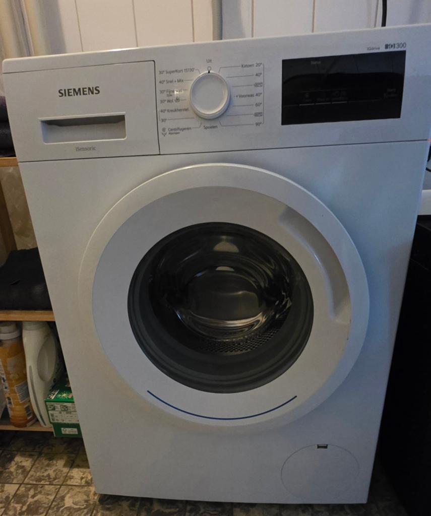 Siemens iQ300 Wasmachine - Zo goed als nieuw, Witgoed en Apparatuur, Wasmachines, 1200 tot 1600 toeren, Ophalen of Verzenden, Zo goed als nieuw
