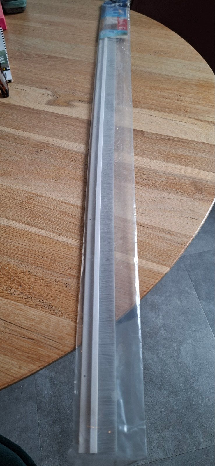 Nieuwe tochtstrip PVC wit 93 cm, Kunststof, Binnendeur, Nieuw, Ophalen of Verzenden