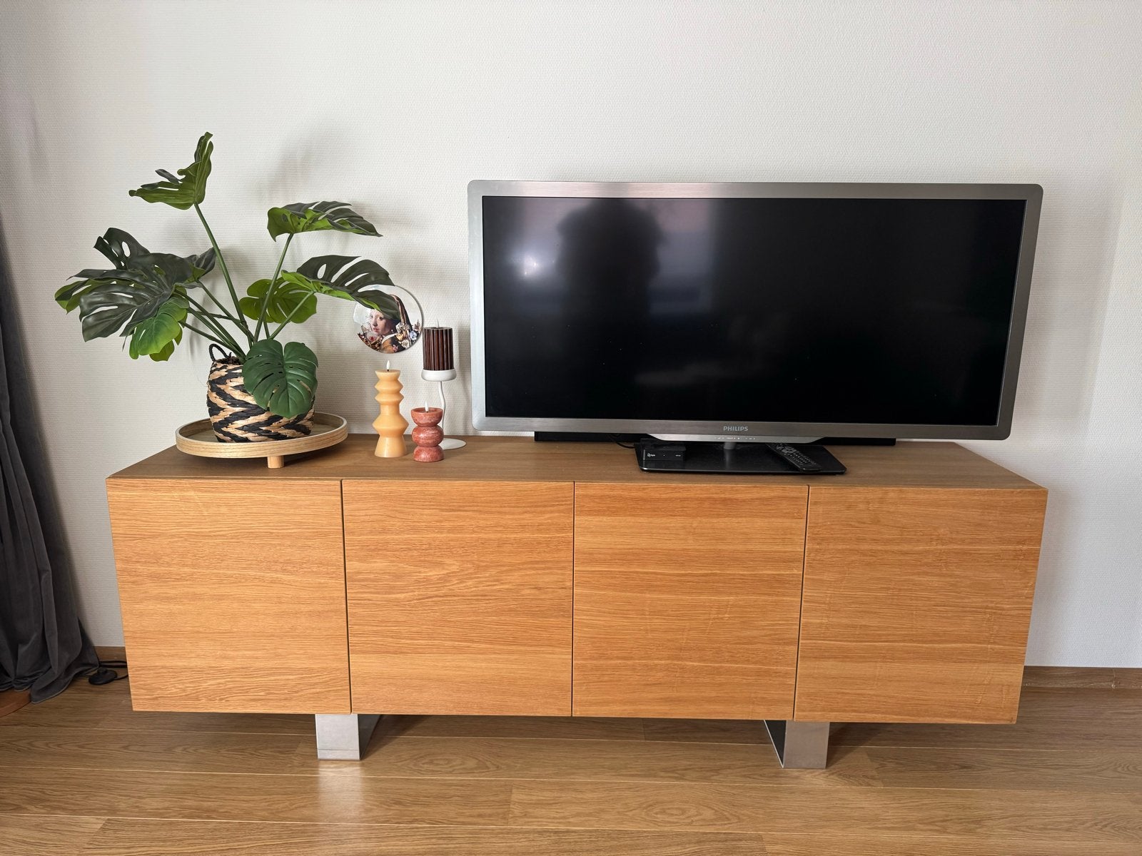 Modern eikenhouten dressoir in nette staat, Ophalen, Gebruikt, 150 tot 200 cm, Eikenhout