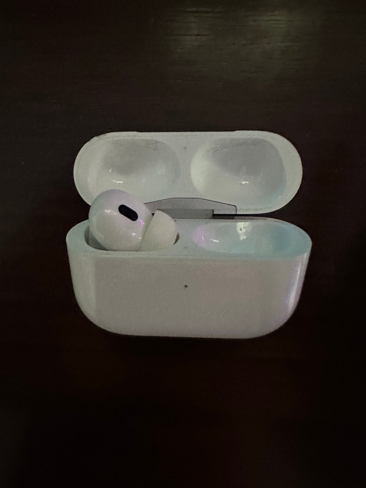 Apple AirPods Pro (2e generatie) - linker oortje met case, Ophalen, In-ear, Bluetooth, Zo goed als nieuw