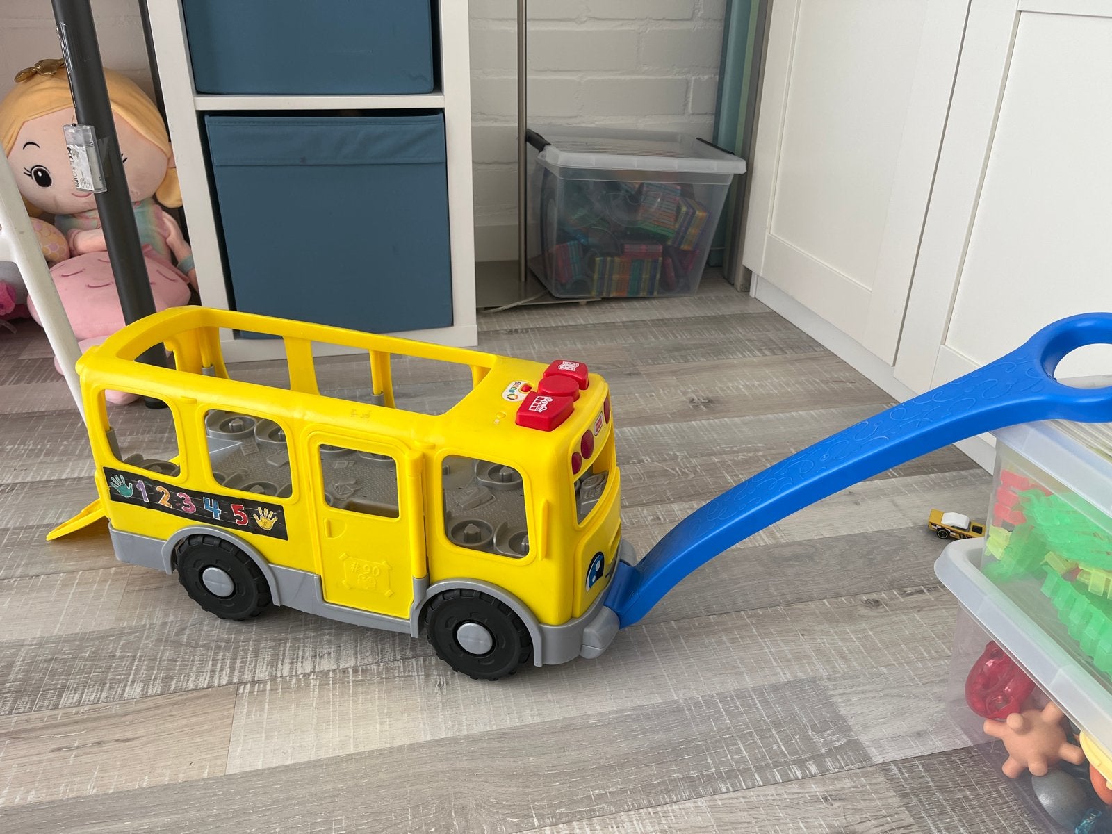 Fisher-Price Schoolbus Duw- en Trekspeelgoed, Kinderen en Baby's, Ophalen, Gebruikt, Duw- of Trekspeelgoed