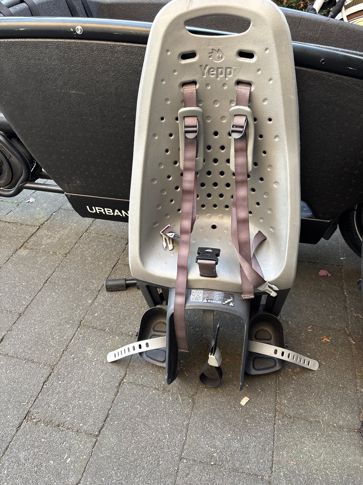 Yepp Achterzitje voor fiets - Grijs, Ophalen, Gebruikt, Achterzitje, Voetsteuntjes