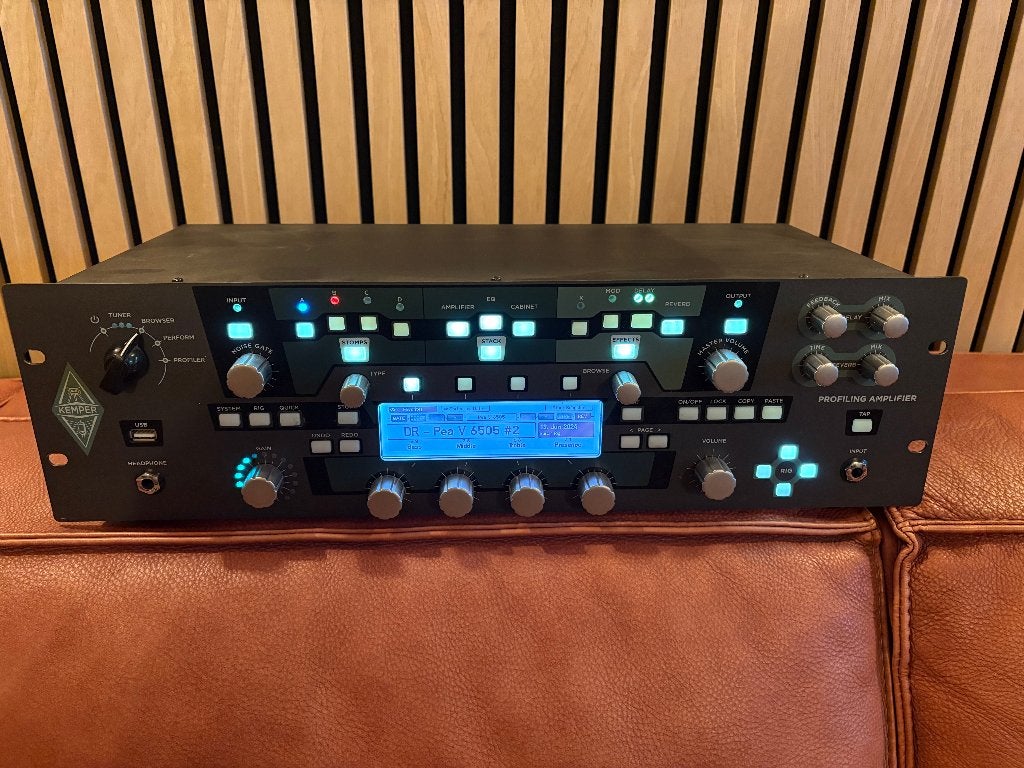 Kemper Profiler Powered Rackhead met footcontroller, Muziek en Instrumenten, Versterkers | Bas en Gitaar, Ophalen, Zo goed als nieuw