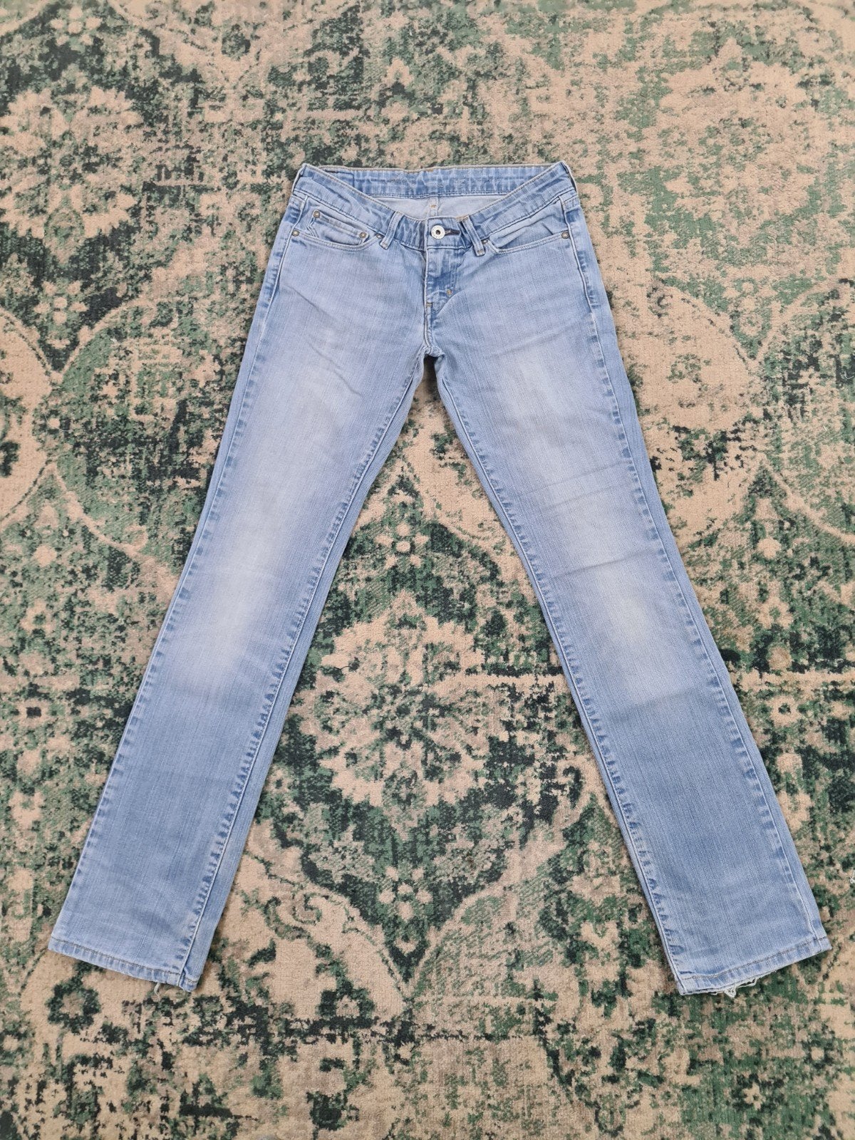 Levi’s straight fit W25 L32 Dames Tulsi2532 Low-rise, Blauw, Ophalen of Verzenden, W30 - W32 (confectie 38/40), Gedragen