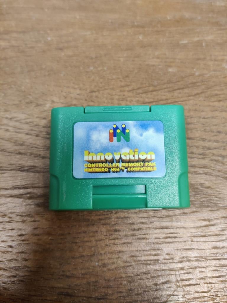 Innovation Controller Memory Pak N64 Compatibel, Spelcomputers en Games, Games | Nintendo 64, Gebruikt, 1 speler, Vanaf 3 jaar