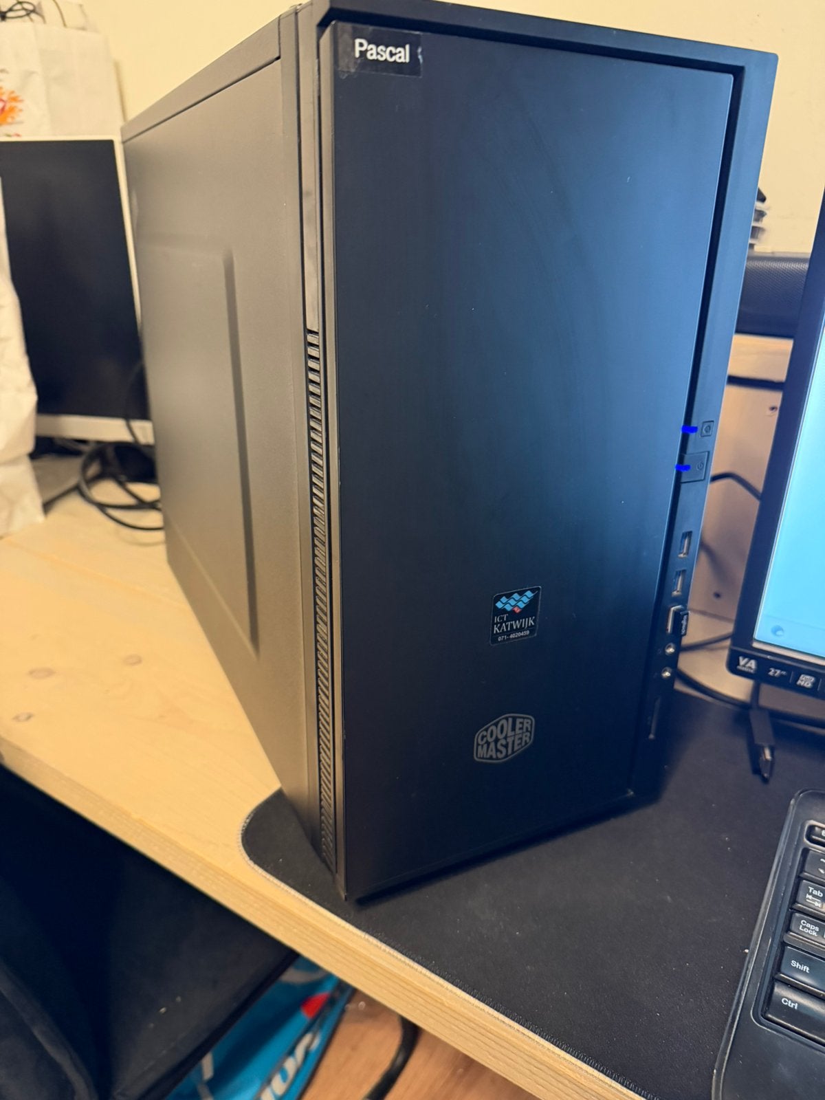 Complete intel core i5 met ssd ddr4 16 gb en gt1030, Computers en Software, Desktop Pc's, Zo goed als nieuw, 3 tot 4 Ghz, SSD