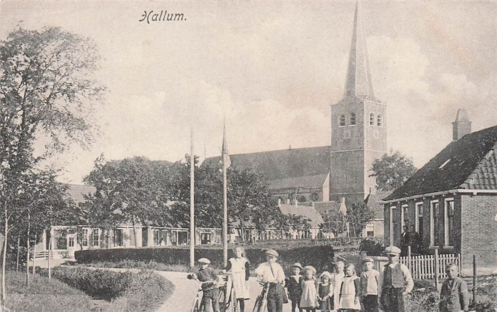 703-317-049 Hallum, Verzamelen, Verzenden, Voor 1920, Friesland