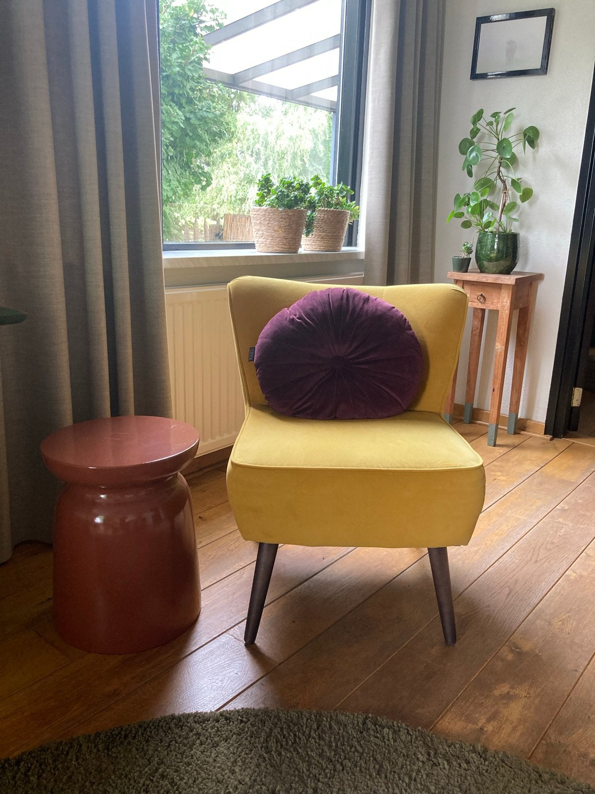 Stijlvolle okergele fauteuil - Zo goed als nieuw, Huis en Inrichting, Ophalen, Overige kleuren, Zo goed als nieuw, Eén
