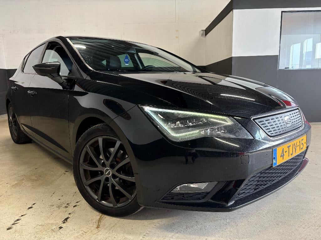 Seat Leon 1.6 TDI Limited edition ||| Led Trekhaak Cruise, Auto's, Seat, Voorwielaandrijving, 4 cilinders, Leon, Zwart