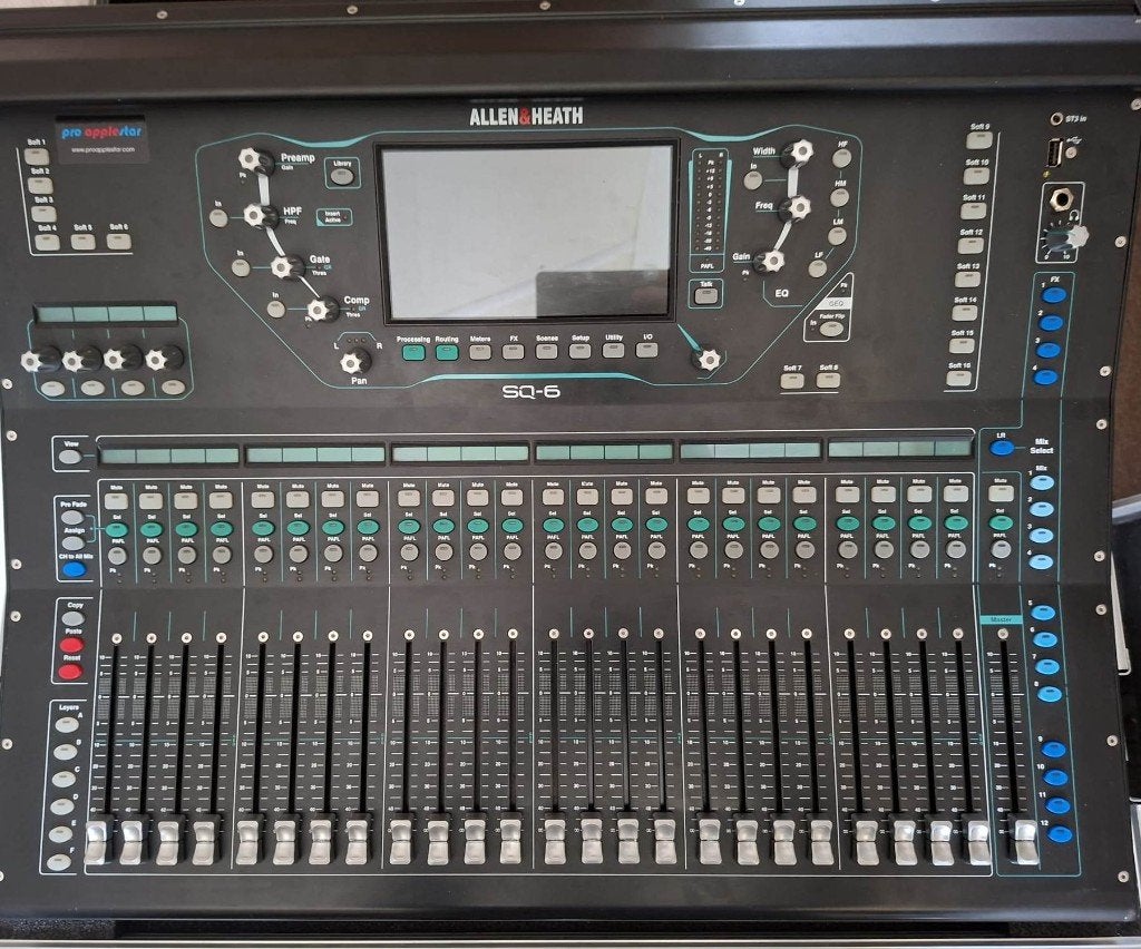 Allen & Heath SQ6 Digitale mixer + Pluggins in Flightcase., Diensten en Vakmensen, Muzikanten, Artiesten en Dj's