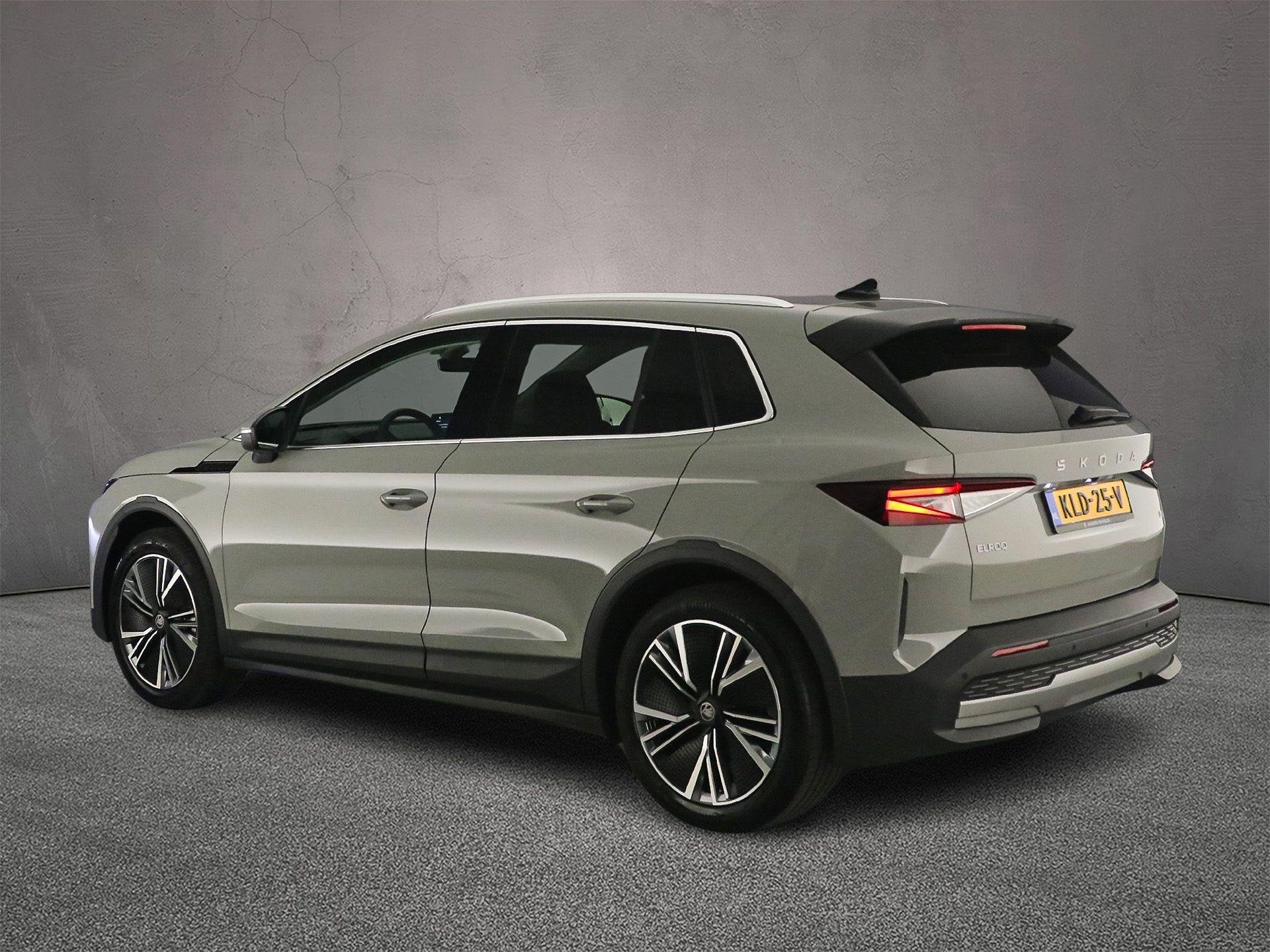 Skoda Elroq 85 Business Edition 286pk Automaat Trekhaak, Ada, Auto's, Automaat, Achterwielaandrijving, Leder en Stof, SUV of Terreinwagen