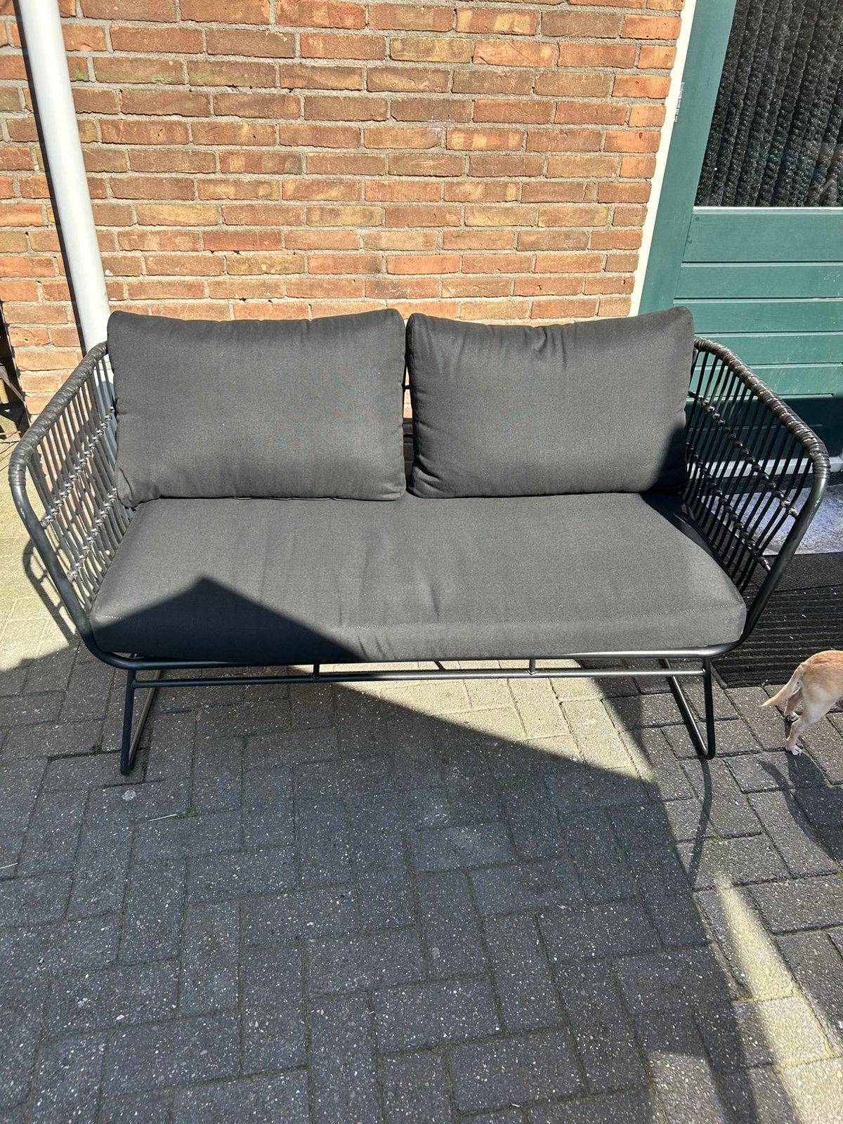 Tuinbank met kussen, Ophalen, Zo goed als nieuw