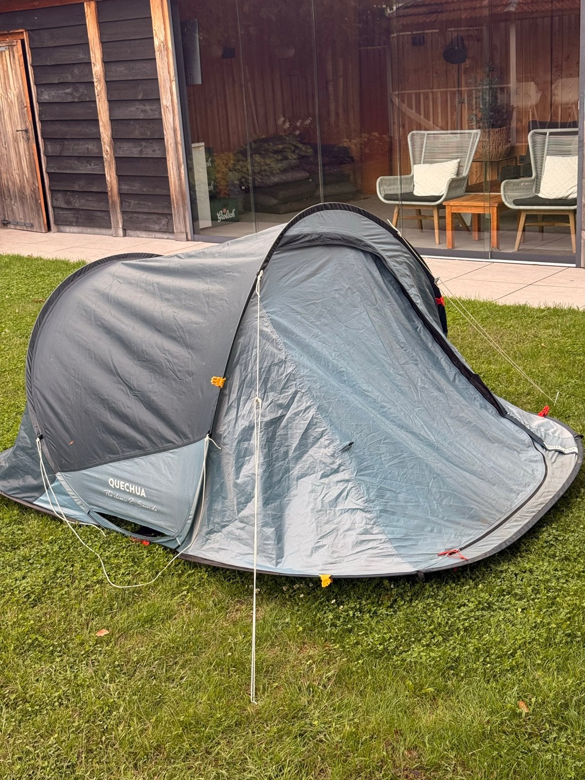 Quechua 2 Seconds - 2 persoons pop-up tent, Ophalen of Verzenden, Zo goed als nieuw, Tot en met 2