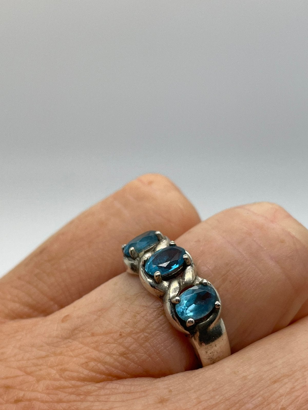 E972 Prachtige zilveren ring topaas maat 17, Ophalen of Verzenden, X, Met edelsteen, Dame