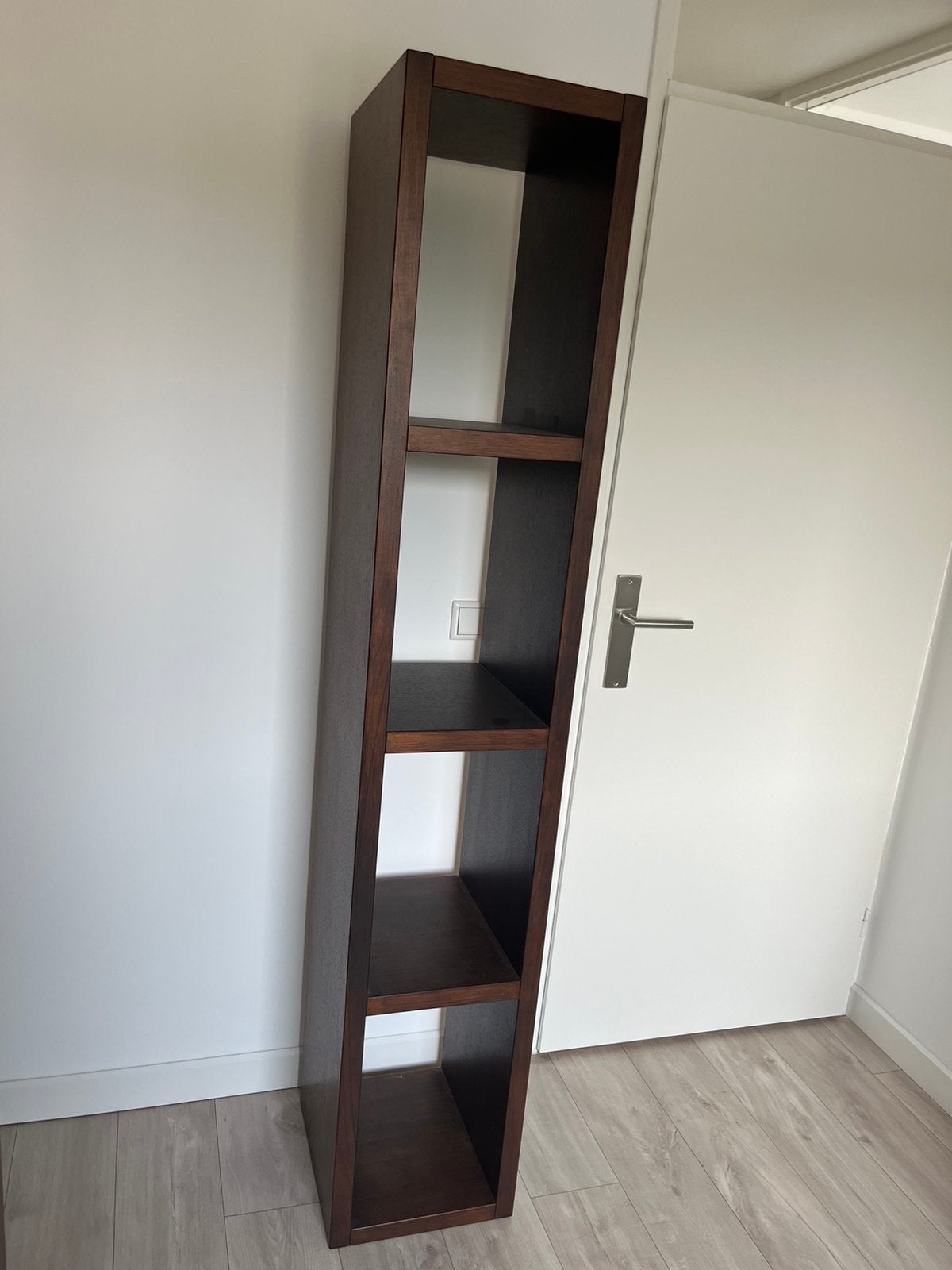 Massief eiken smalle hoge boekenkast / roomdevider, Ophalen, 50 tot 100 cm, Zo goed als nieuw, 150 tot 200 cm