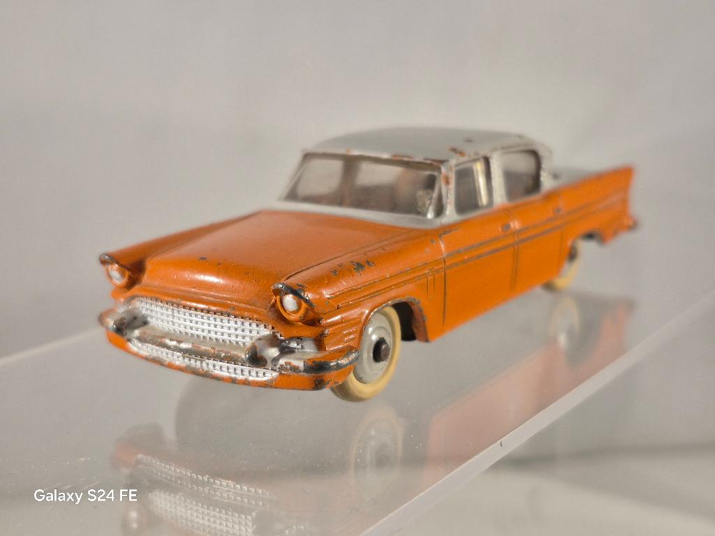 Packard Clipper 180 Rood/Grijs, Ophalen of Verzenden, Gebruikt, Auto, Dinky Toys