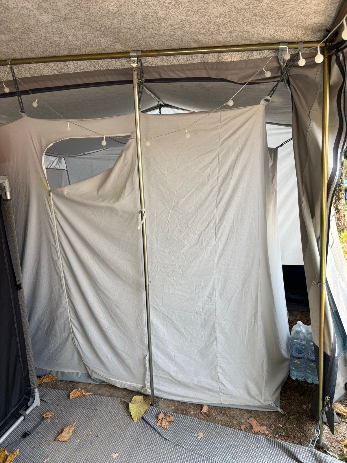 Erker te combineren met Brand voortent, Caravans en Kamperen, Ophalen, Gebruikt