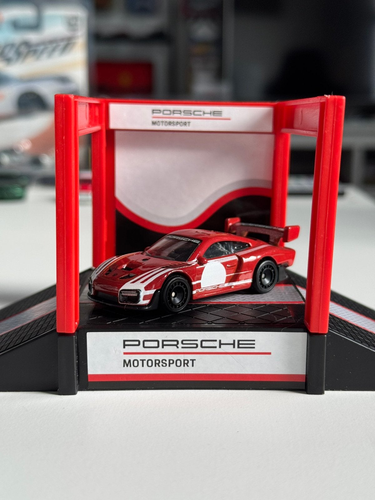 Hot Wheels Premium Porsche 935, Ophalen of Verzenden, Zo goed als nieuw, Auto