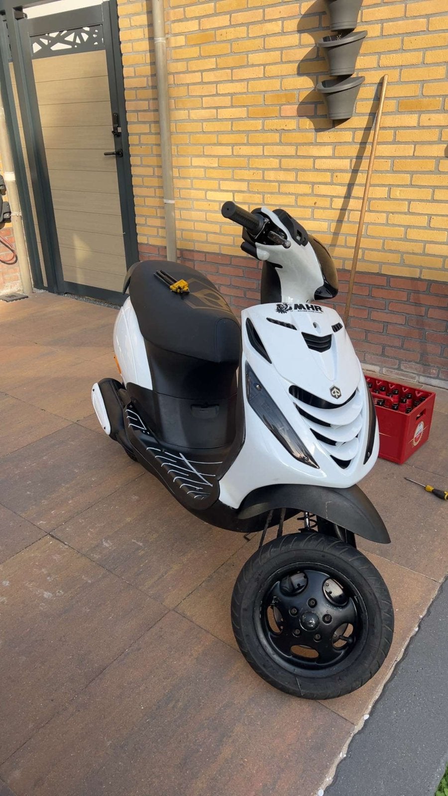 Piaggio zip 125cc, Fietsen en Brommers, Scooters | Piaggio, Ophalen, Zo goed als nieuw, Benzine, Zip