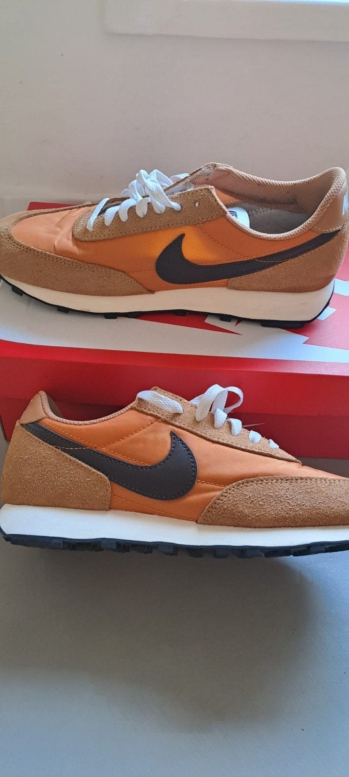 Nike Daybreak SP Sneakers Heren - Zo goed als nieuw, Overige kleuren, Nike, Ophalen of Verzenden, Sneakers of Gympen