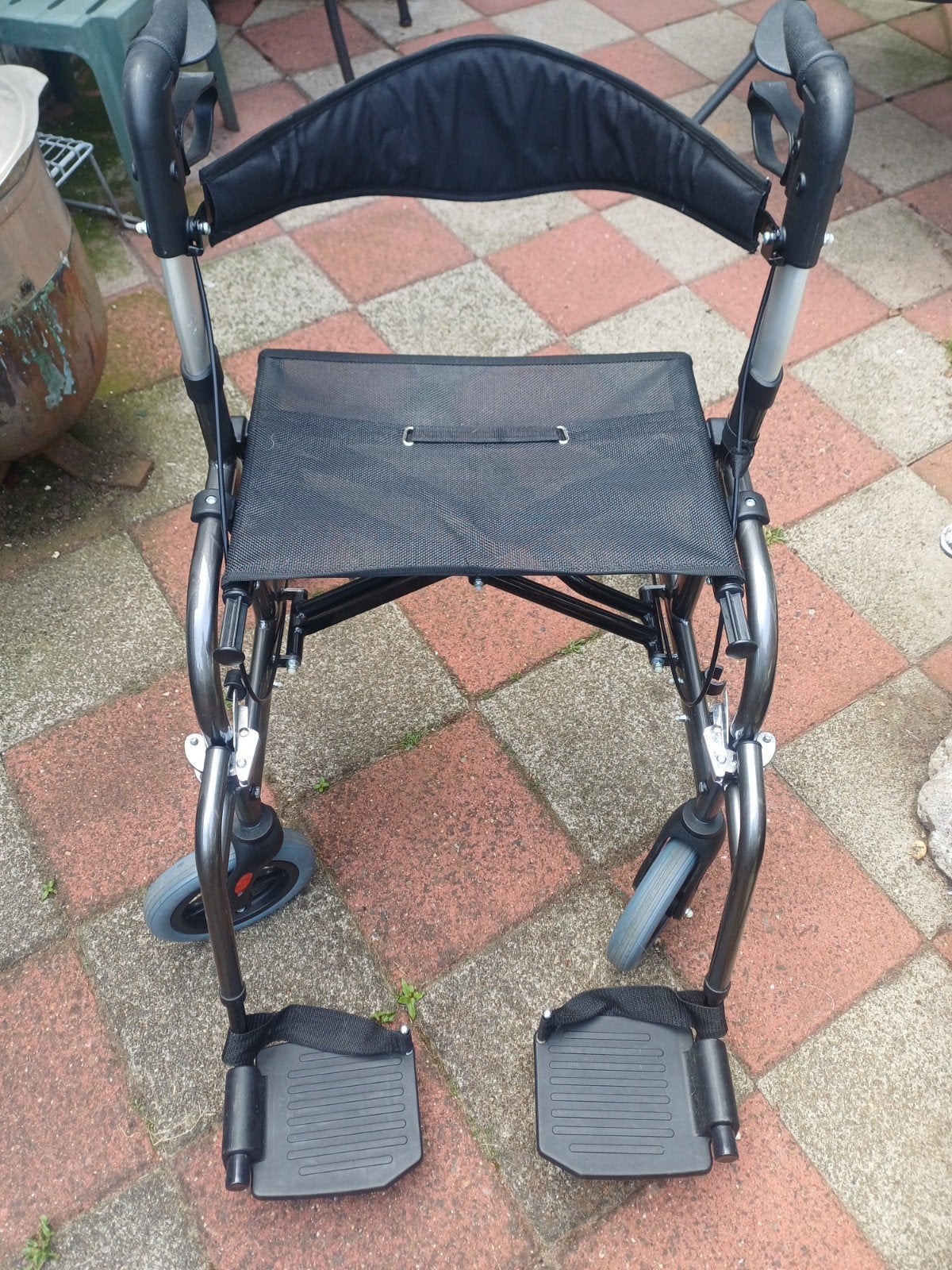 Rollator met voetsteunen, Diversen, Ophalen of Verzenden, Duwrolstoel