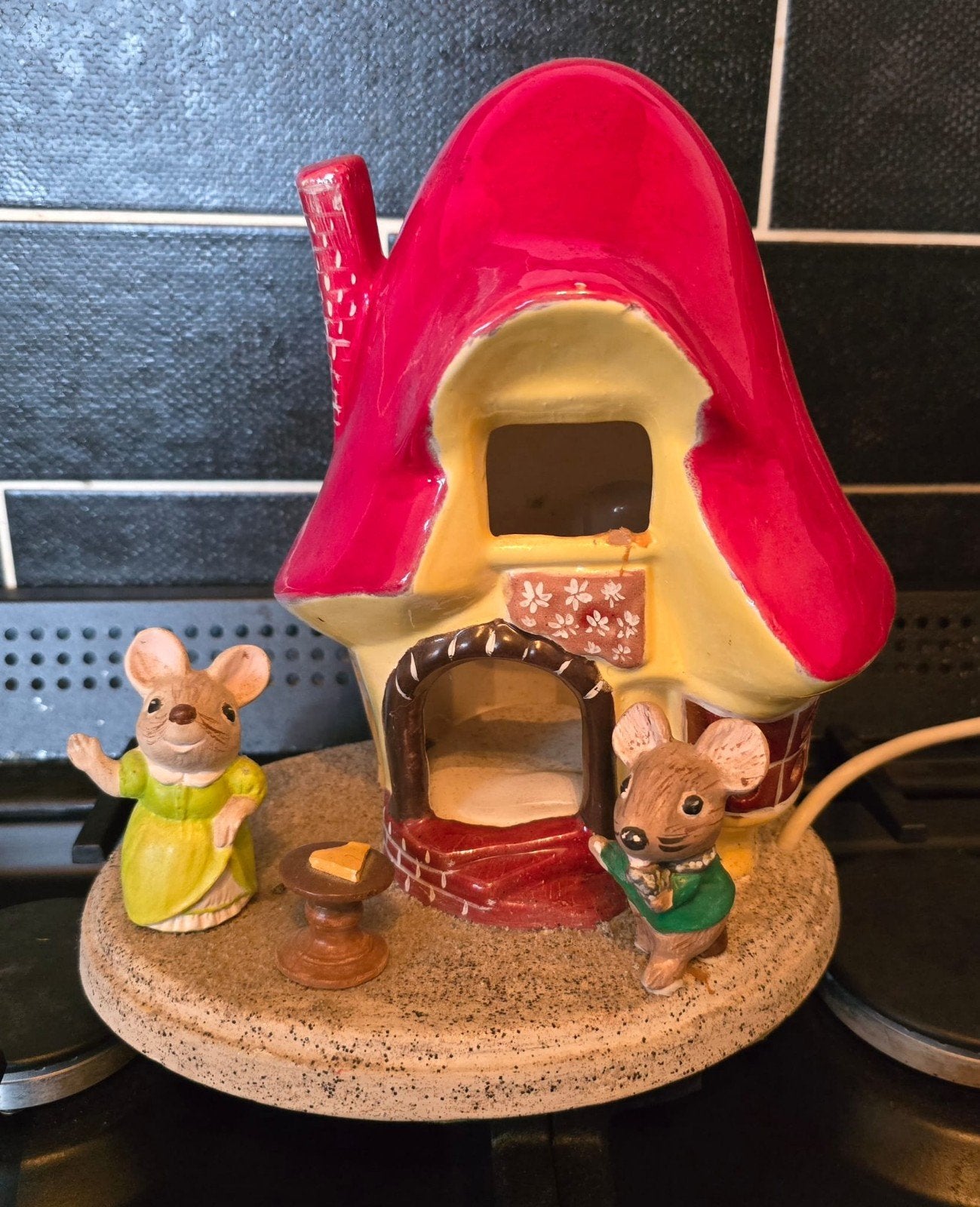 Vintage keramieken muizenhuis nacht lamp, Ophalen