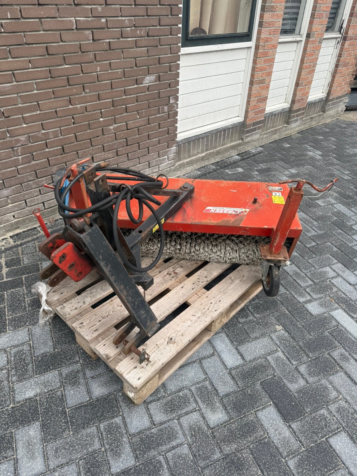 Veegborstel hydraulisch aangedreven, Ophalen, ., Werkplaats, Gebouw of Erf, Georg kersten