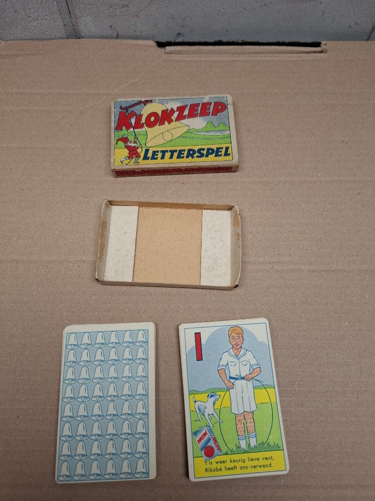 Oud speelgoed klokzeep, Antiek en Kunst, Antiek | Speelgoed, Ophalen