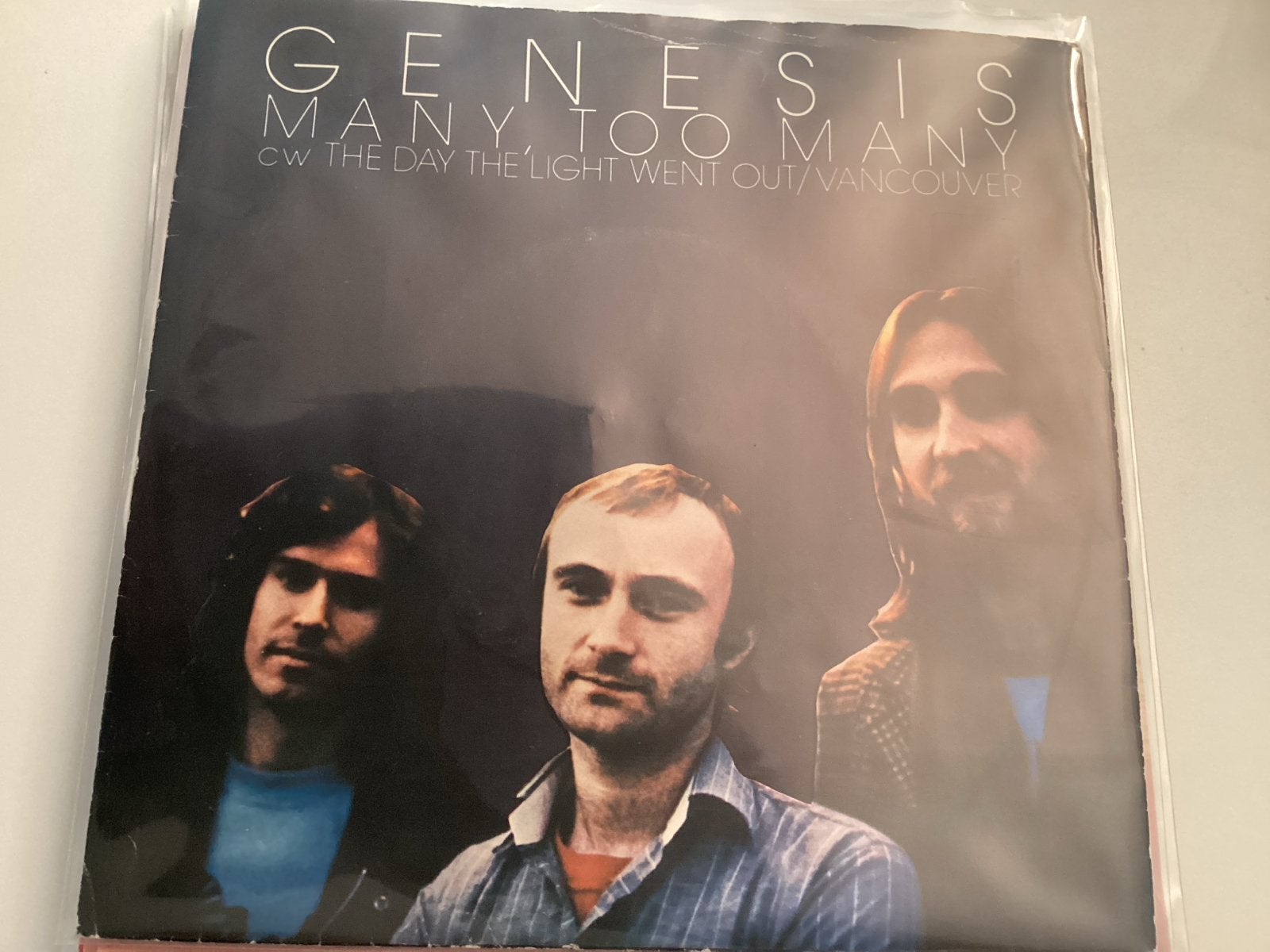 Genesis - Many Too Many (Vinyl Single), Cd's en Dvd's, Vinyl Singles, Gebruikt, 7 inch, Ophalen of Verzenden, EP