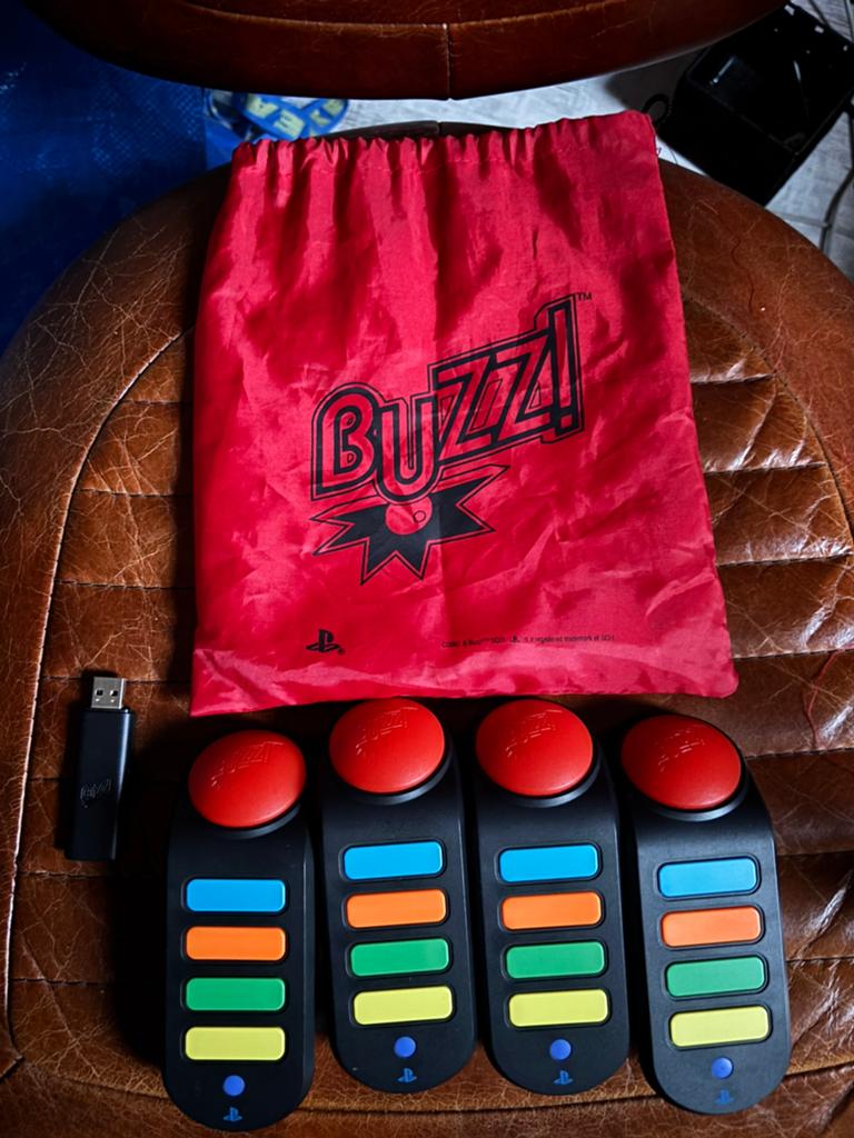 Buzz playsation 2/3, Ophalen of Verzenden, Zo goed als nieuw