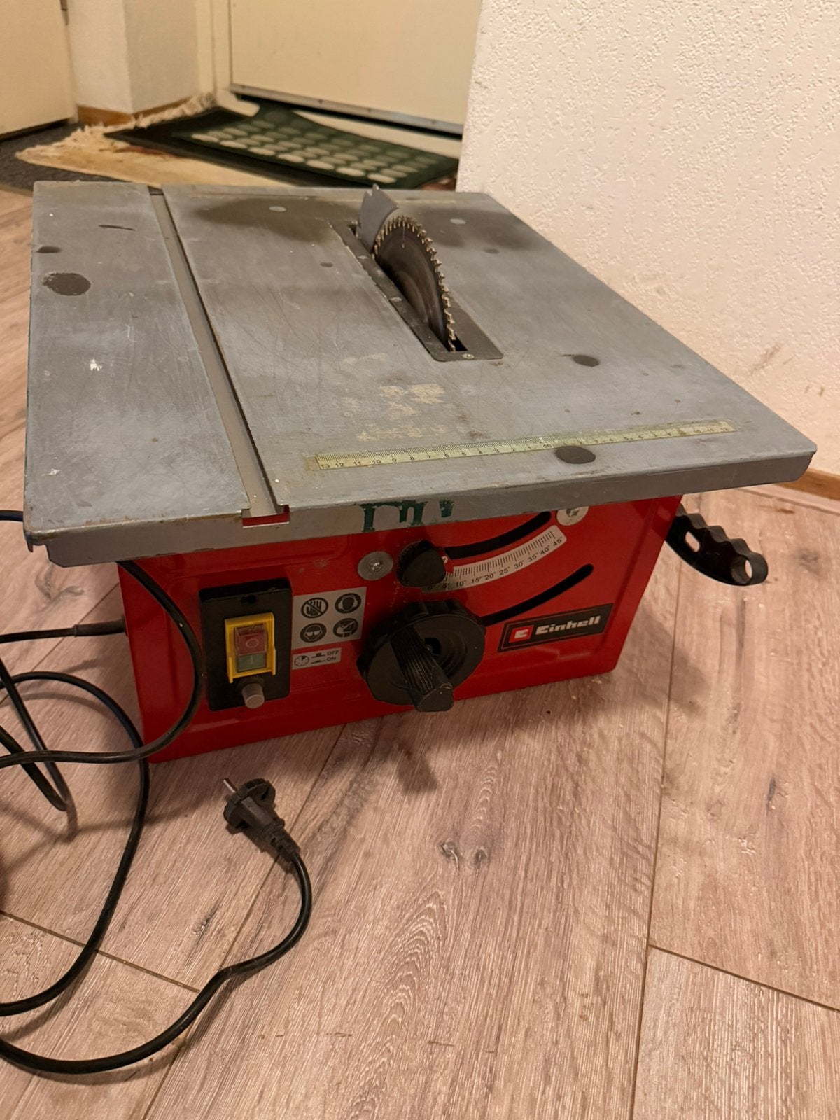 Zaagmachine Einhell, Ophalen, Zo goed als nieuw, Afkortzaag, 30 tot 70 mm
