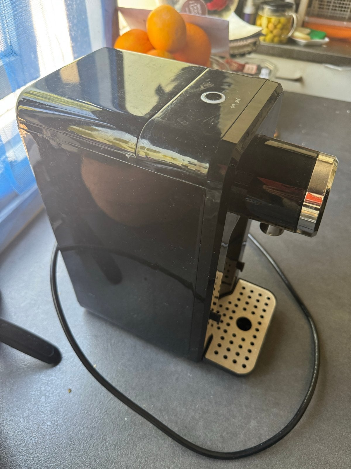 Tomado  Heetwaterdispenser- Gebruikt, Gebruikt, Overige typen, Koffiemachine, Ophalen of Verzenden