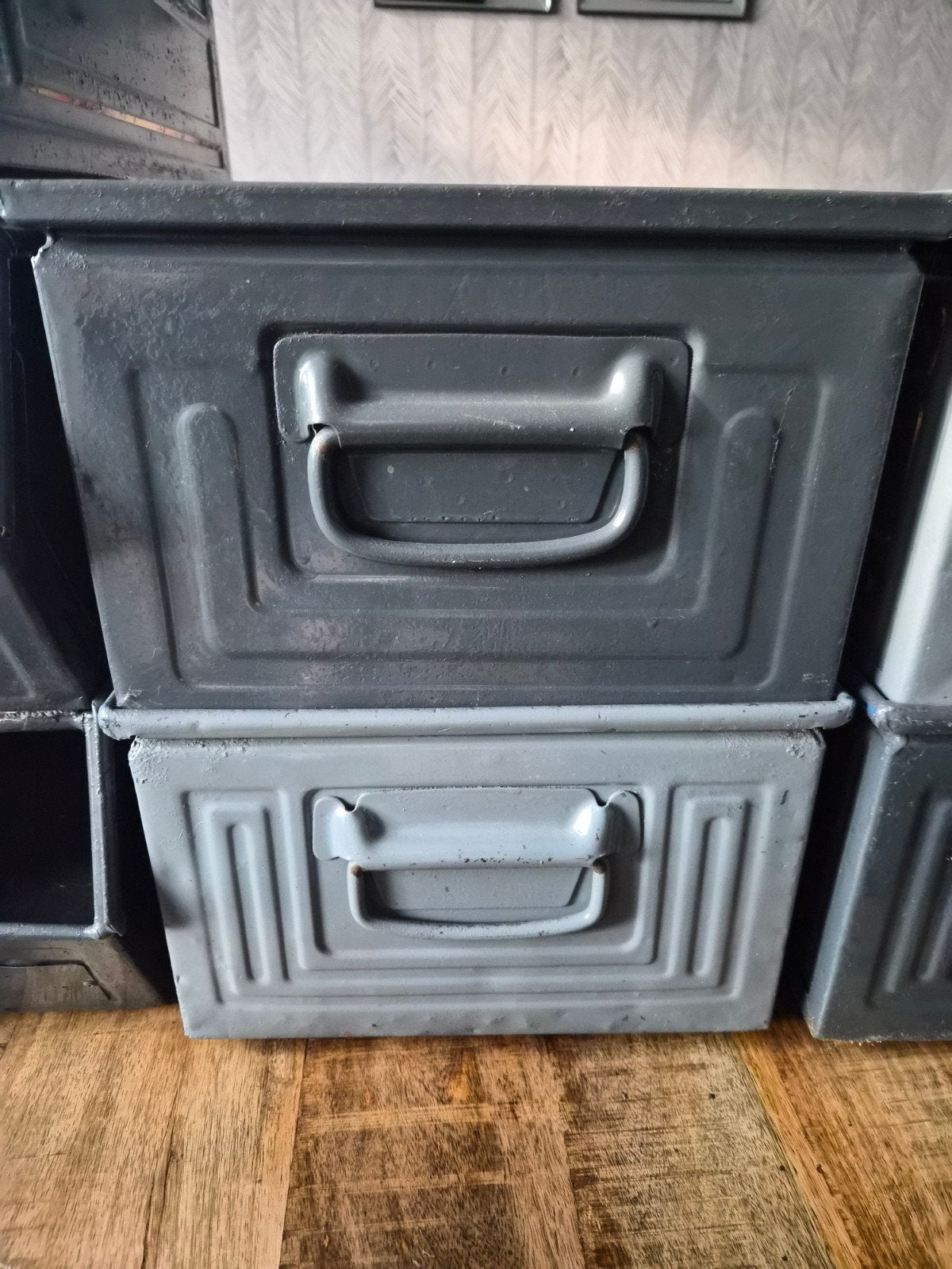 Metalen stapelbakken - 7 stuks, Minder dan 50 cm, Gebruikt, Minder dan 50 cm, Ophalen of Verzenden