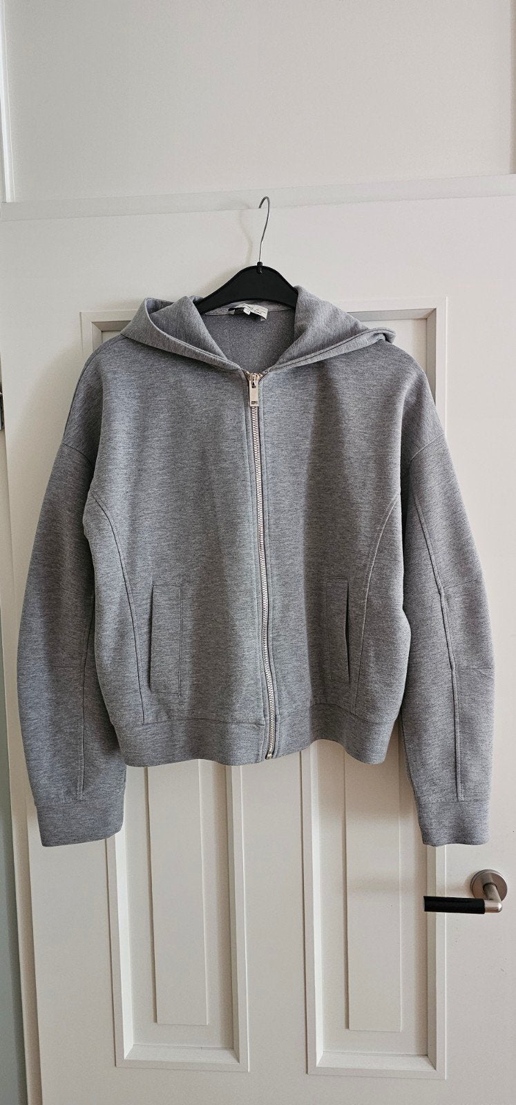 Shoeby x Fred Scuba Cardigan - Grijs, Kleding | Dames, Maat 38/40 (M), Ophalen of Verzenden, Zo goed als nieuw, Shoeby