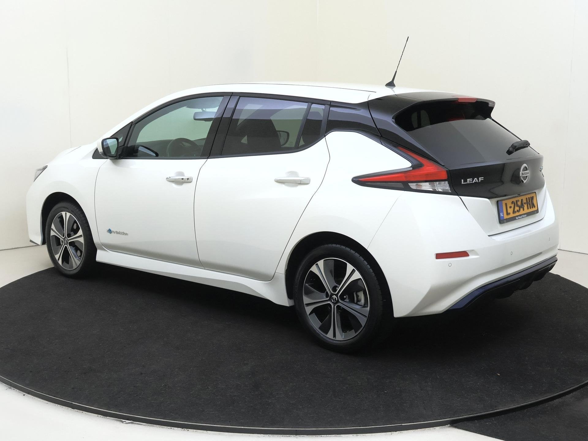 Nissan LEAF e+ Tekna 62 kWh 218PK | Navigatie | Adaptieve Cr, Auto's, Nissan, Dealer onderhouden, 645 min, 62 kWh, 385 km