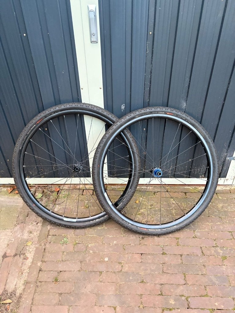 Forza Breva wielset met Schwalbe G-One Bite banden, Wiel, Forza, Ophalen of Verzenden, Zo goed als nieuw