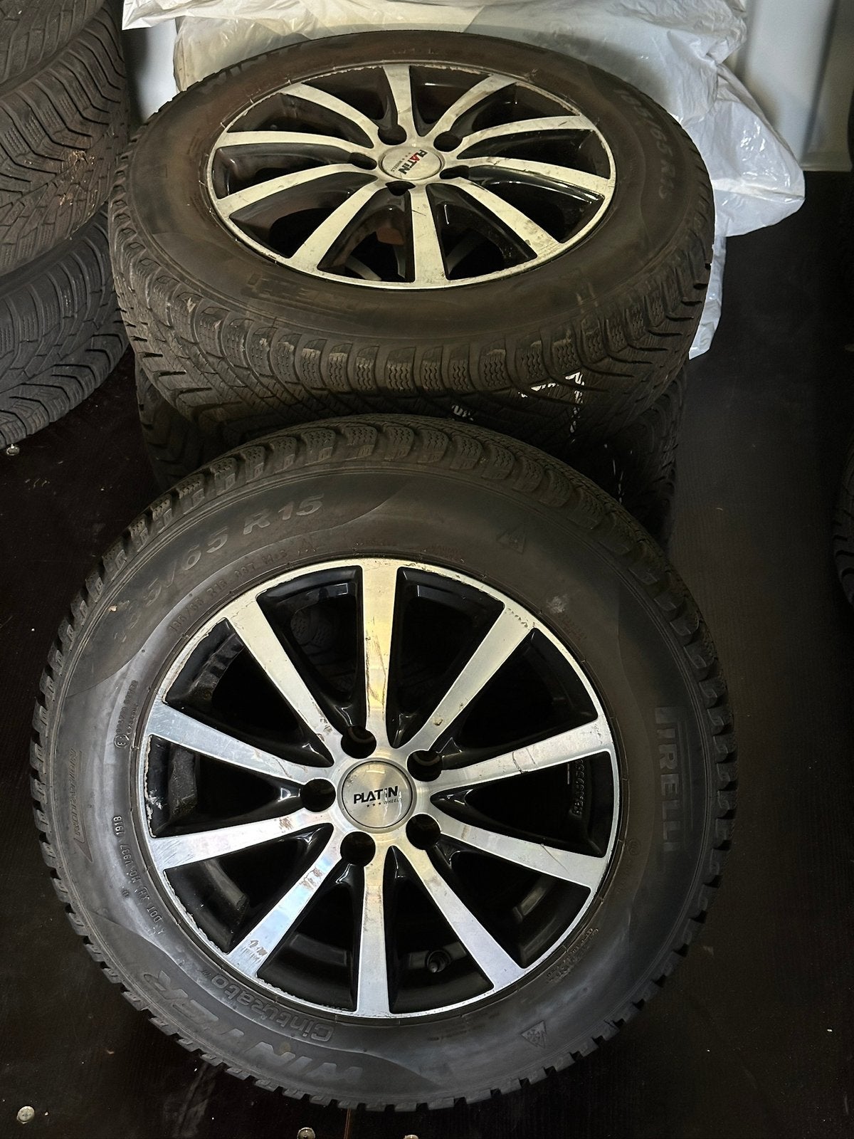15 inch Pirelli winterset Platin Wheels VW Polo, Auto-onderdelen, Banden en Velgen, Banden en Velgen, Winterbanden, 15 inch, 185 mm