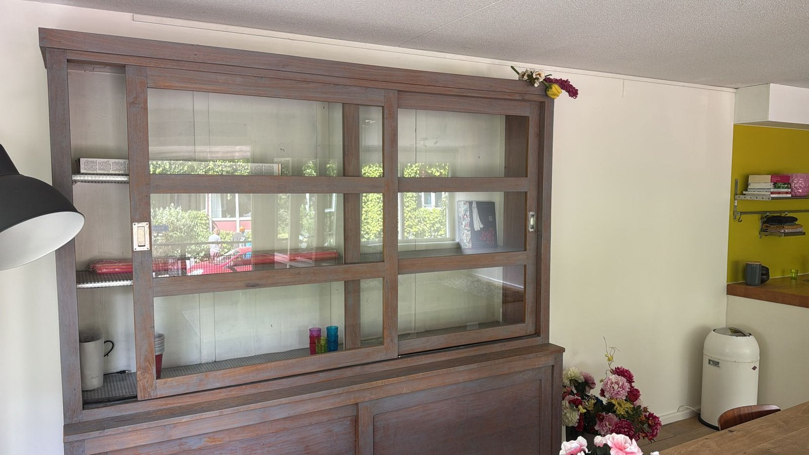 Houten Kabinets of vitrine kast, Huis en Inrichting, Kasten | Vitrinekasten, Ophalen of Verzenden, Gebruikt, 50 tot 75 cm, 200 cm of meer