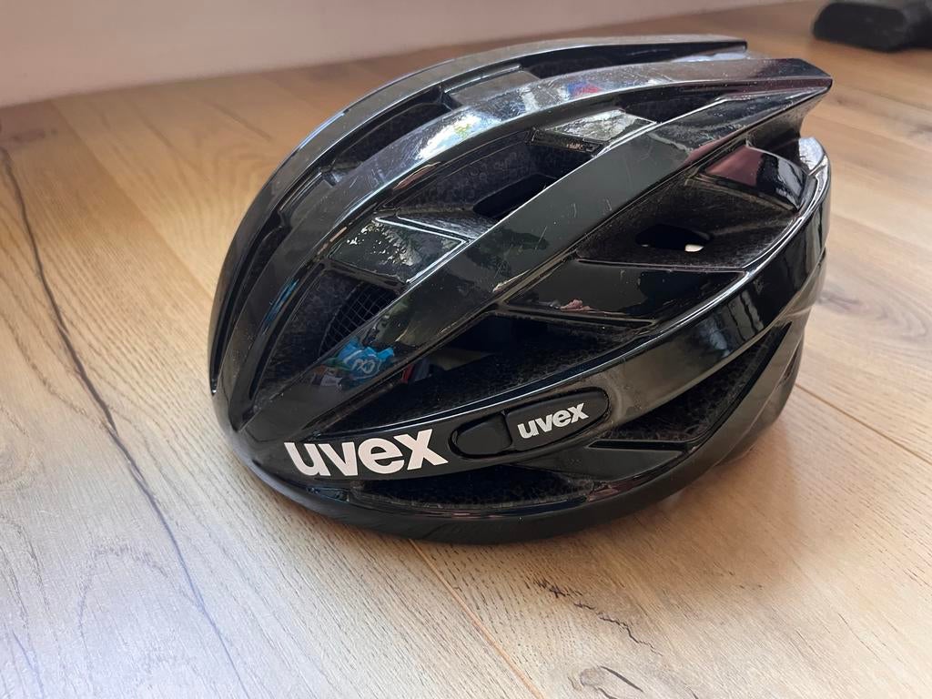 Uvex Race Fietshelm Zwart, Fietsen en Brommers, Fietsaccessoires | Fietshelmen, Ophalen, Gebruikt, Overige maten, Heer of Dame
