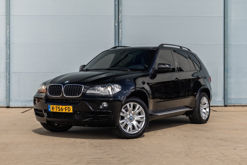 BMW X5 30D High Executive | Sportpakket | Stage 2 | Trekhaak, Auto's, 2993 cc, 255 €/maand, 2080 kg, Zwart