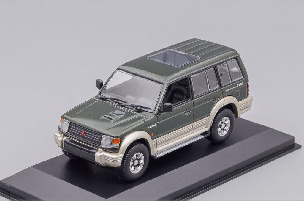 Mitsubishi Pajero LWB 1991, 1/43, Maxichamps, Hobby en Vrije tijd, Overige merken, Auto, ., Nieuw
