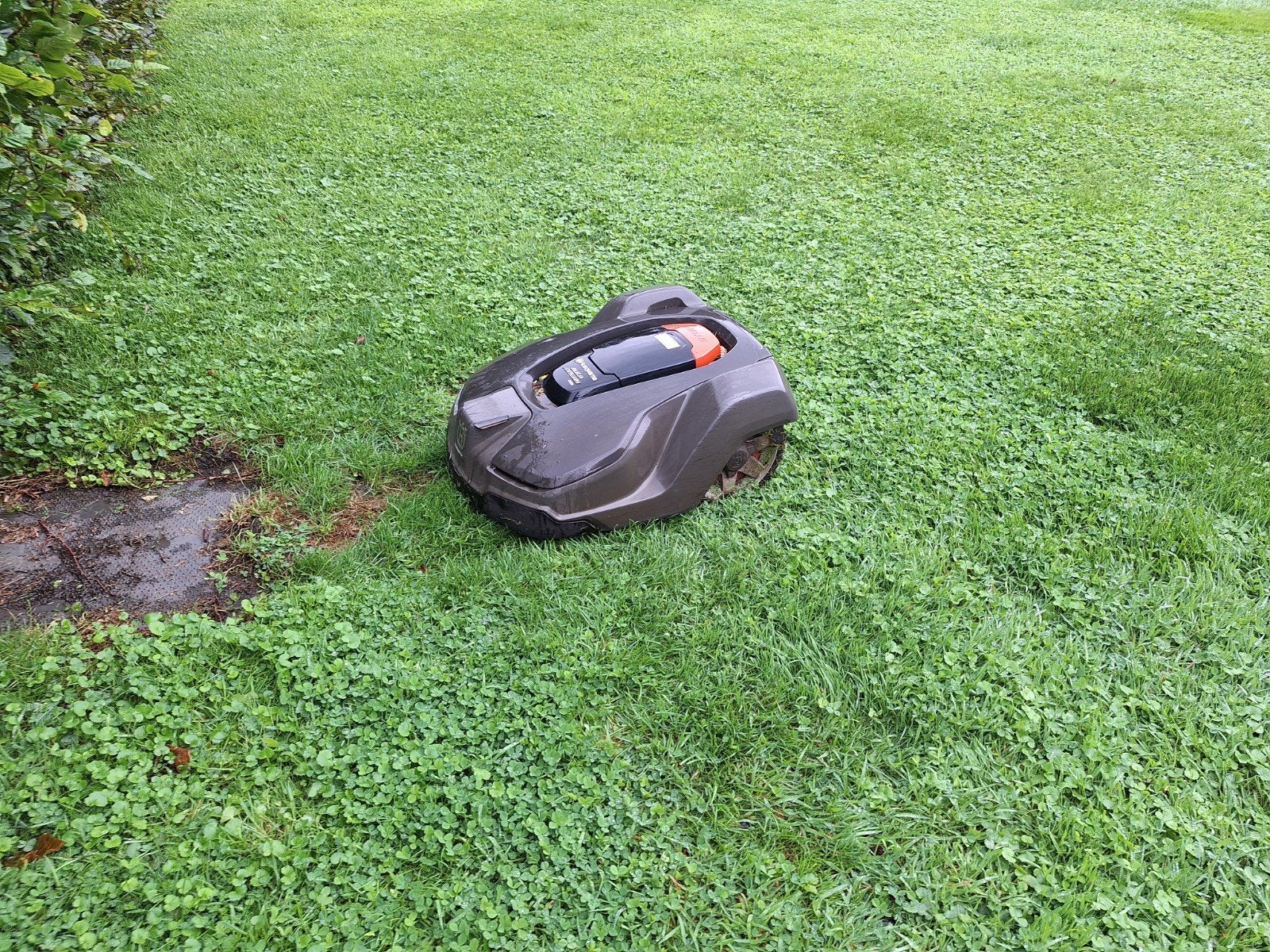 Husqvarna Automower 430 Robotmaaier (2021) met laadstation, Tuin en Terras, Robotmaaiers, Ophalen of Verzenden, Gebruikt, 20 tot 25 cm