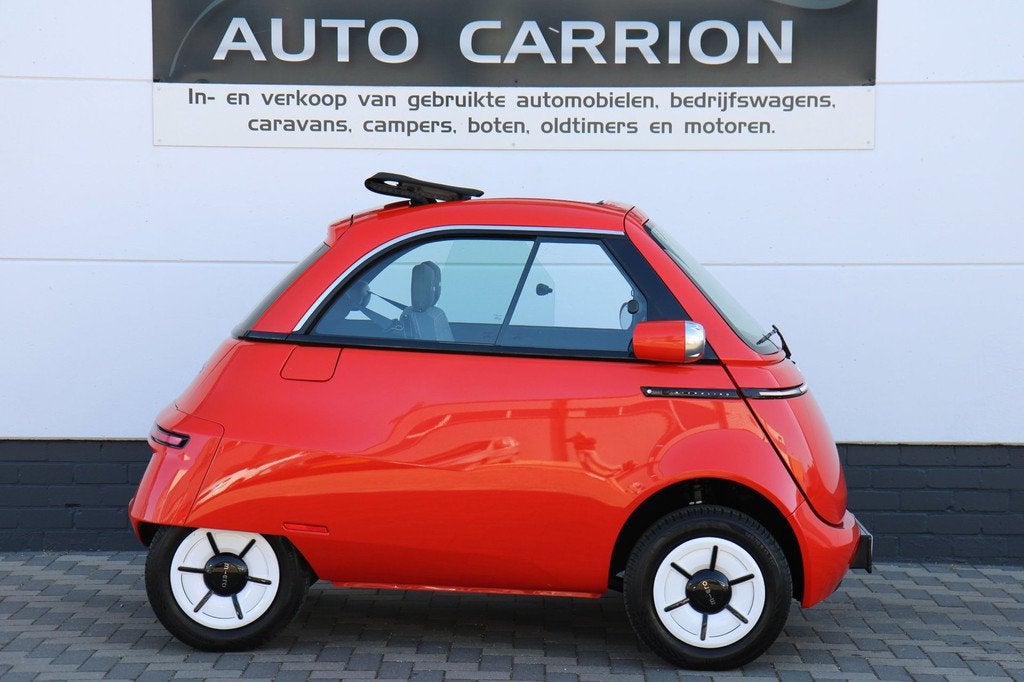 Micro Microlino L7 10,5 kWh Slechts 47KM BTW !, Auto's, Overige Auto's, 177 km, Zwart, Origineel Nederlands, 10 kWh
