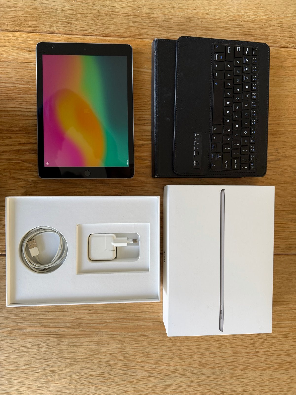 Apple iPad 6e generatie Wi-Fi 32GB met hoes en toetsenbord, Computers en Software, 10 inch, Gebruikt, 32 GB, Apple iPad