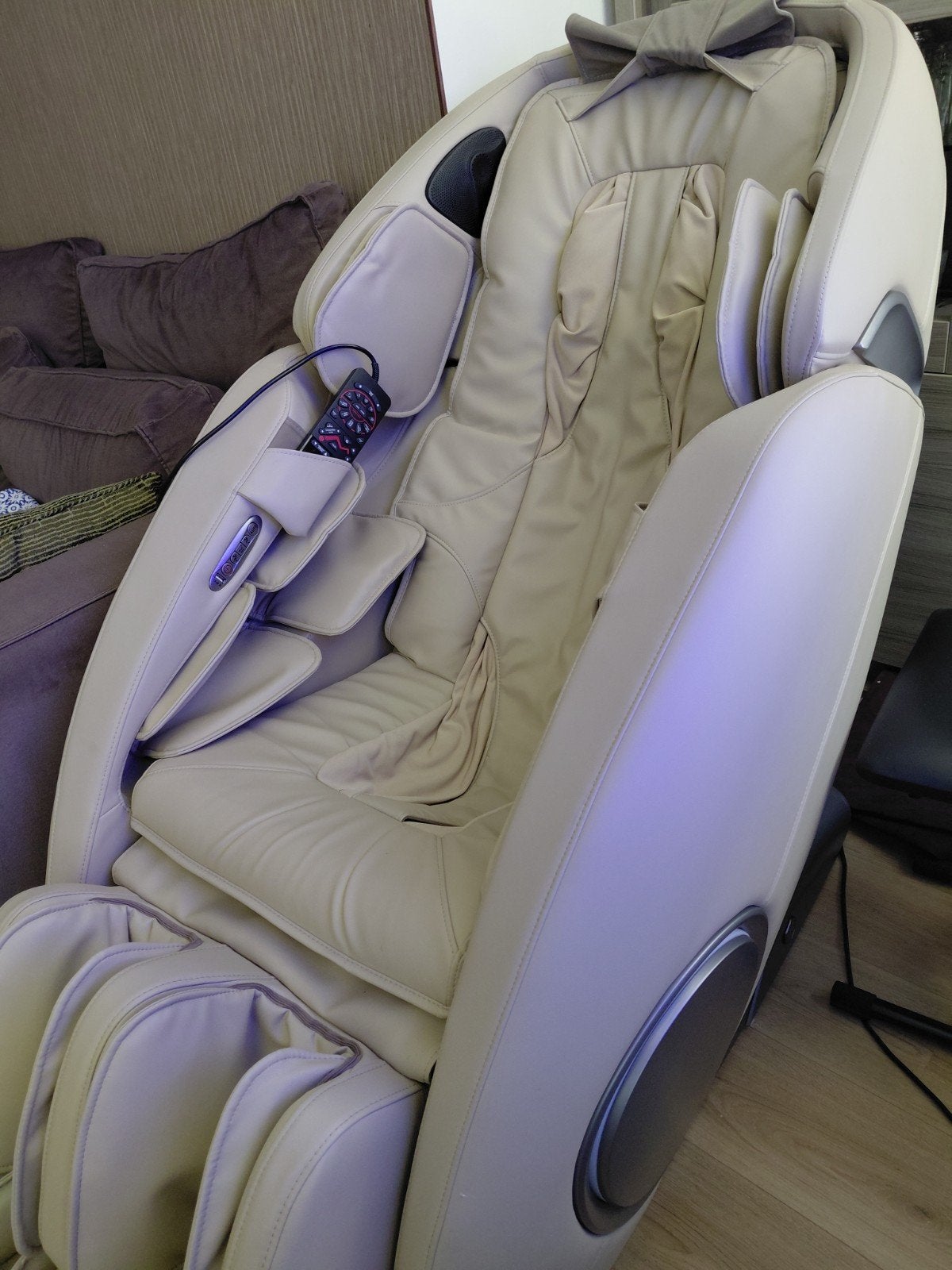 Luxe Massage Stoel Beige met Verwarming en Afstandsbediening, Ophalen, Overige kleuren, Leer, Zo goed als nieuw