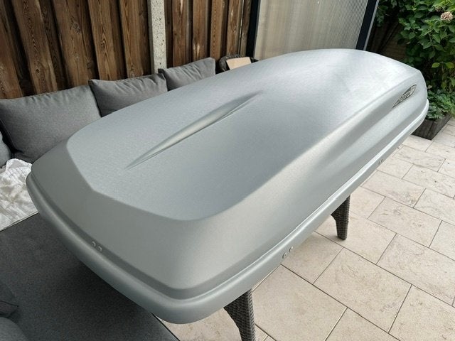Hapro Carver 8.4 (550L) ruime dakkoffer te huur i.z.g.st., Auto diversen, Dakkoffers, Ophalen, Zo goed als nieuw