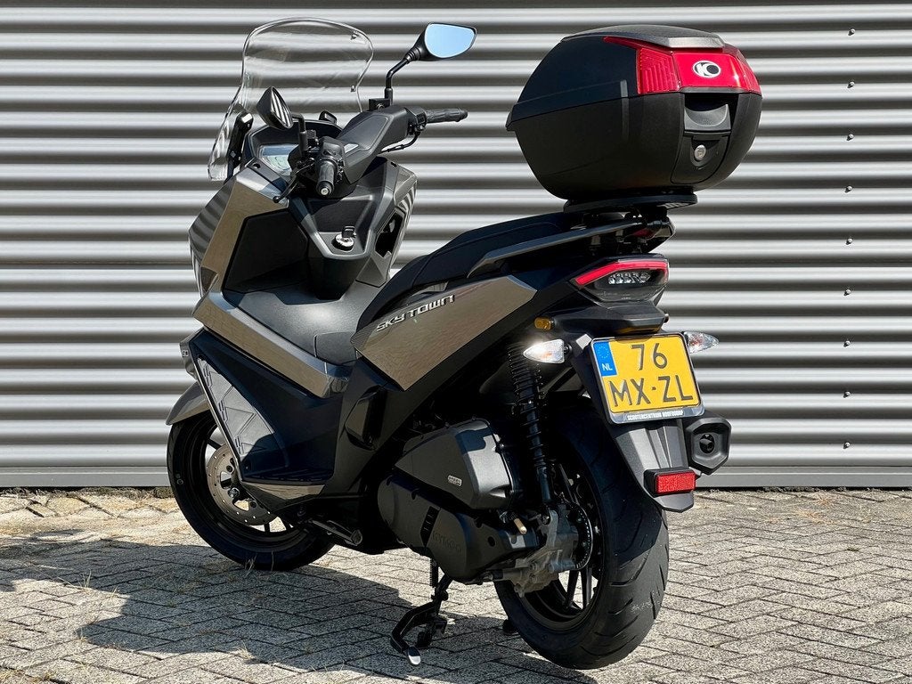 Kymco Scooter Sky Town 150i | 1e Eigenaar | Origineel NL | F, Gebruikt, Overige modellen, Benzine, 150 cc