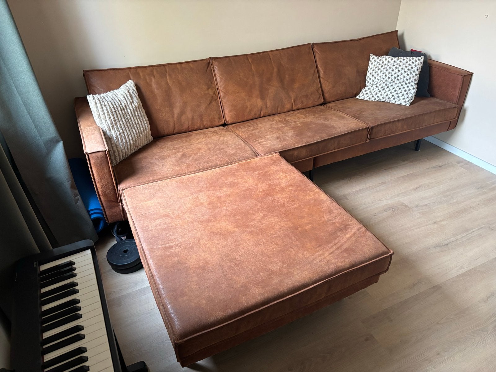 Mooi congac bank 280cm, Huis en Inrichting, 250 tot 300 cm, Hoekbank, Ophalen of Verzenden, Zo goed als nieuw