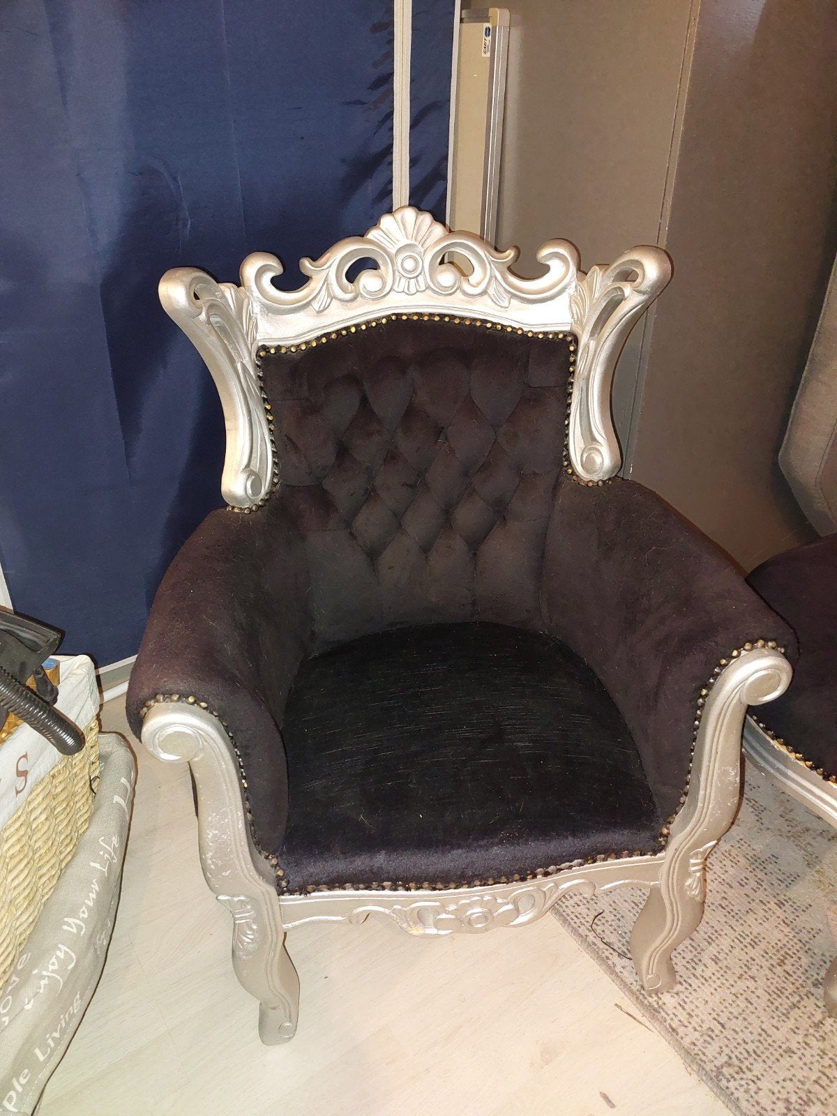 Barokke kinderfauteuil met poef - Zwart en zilver, Ophalen, Zo goed als nieuw, Tafel(s) en Stoel(en)