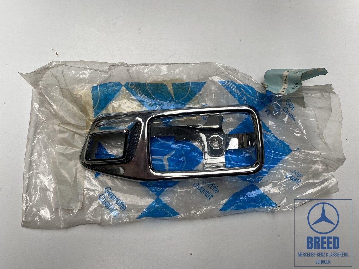 NOS rozet deuropener links voor Mercedes-Benz W116, -, Nieuw, Ophalen of Verzenden, -